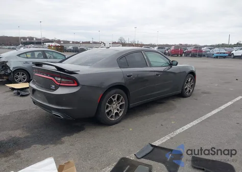 2015 Dodge Charger Se z USA, uszkodzony, nr VIN 2C3CDXFG3FH717161